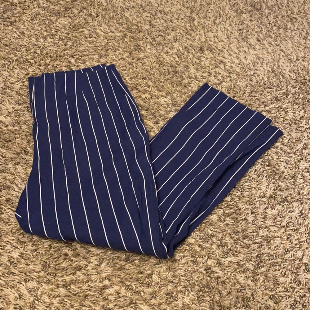 Like new high waisted pants